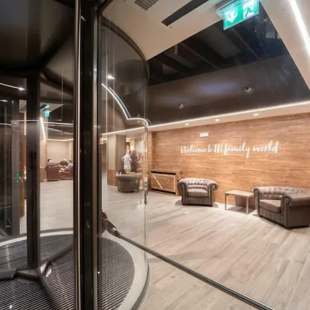 Hotel Th 4*