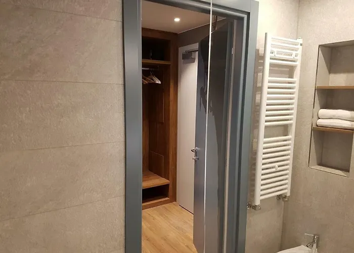 Th 4* كورمايور